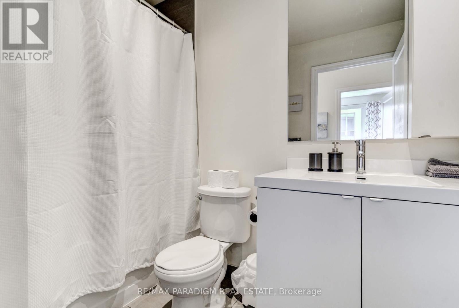 1702 - 352 Front Street W, Toronto, ON - Indoor Photo Showing Bathroom