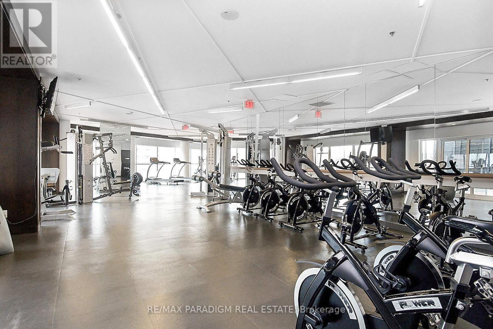 1702 - 352 Front Street W, Toronto, ON - Indoor Photo Showing Gym Room