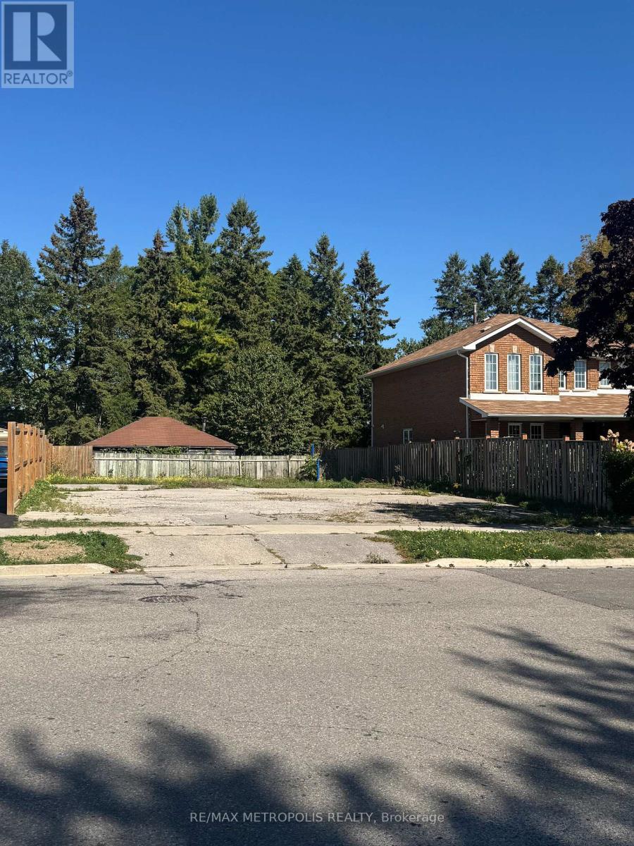 24 Doric Street, Ajax, ON