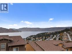 Lake and mountain views! -