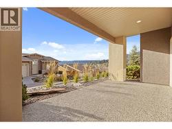 Covered lower patio -