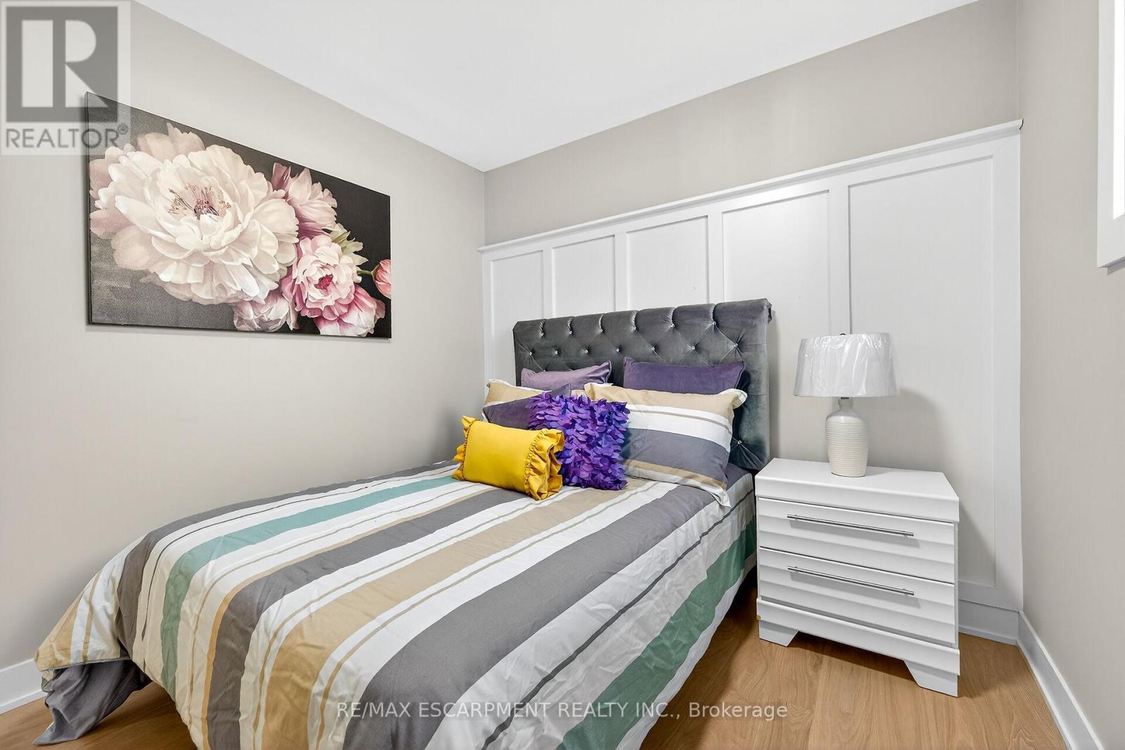 26 Martin Road, Hamilton, ON - Indoor Photo Showing Bedroom