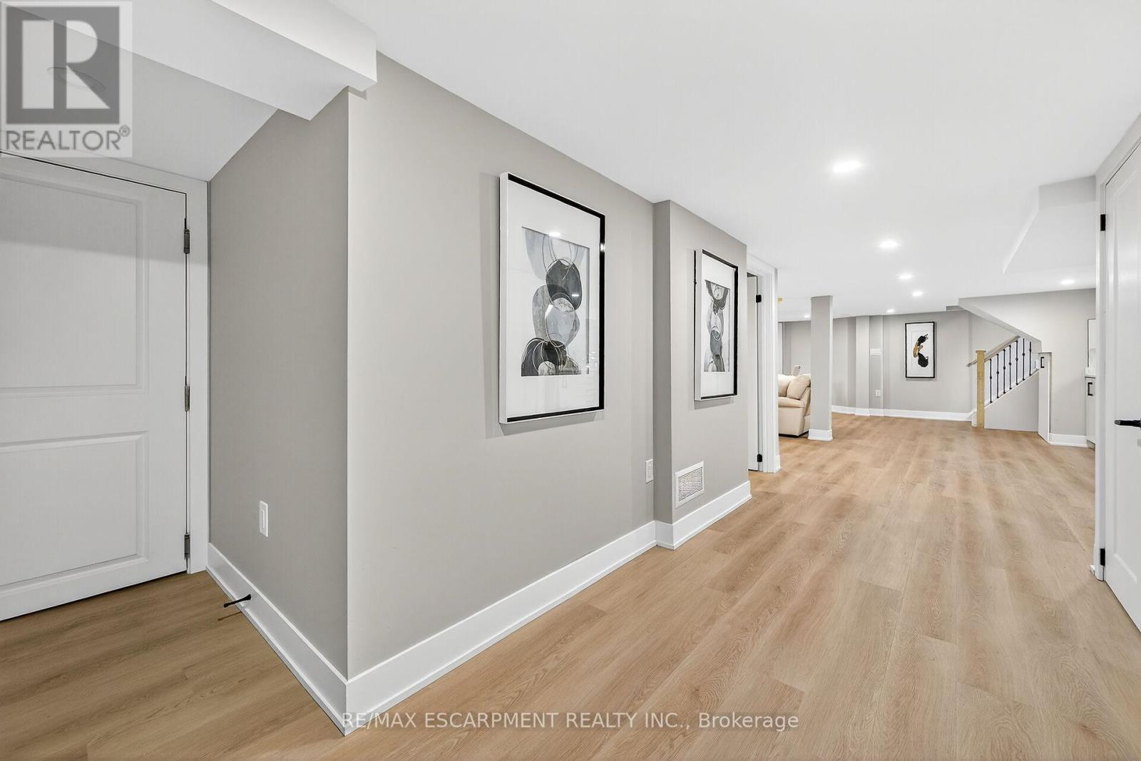 26 Martin Road, Hamilton, ON - Indoor Photo Showing Other Room