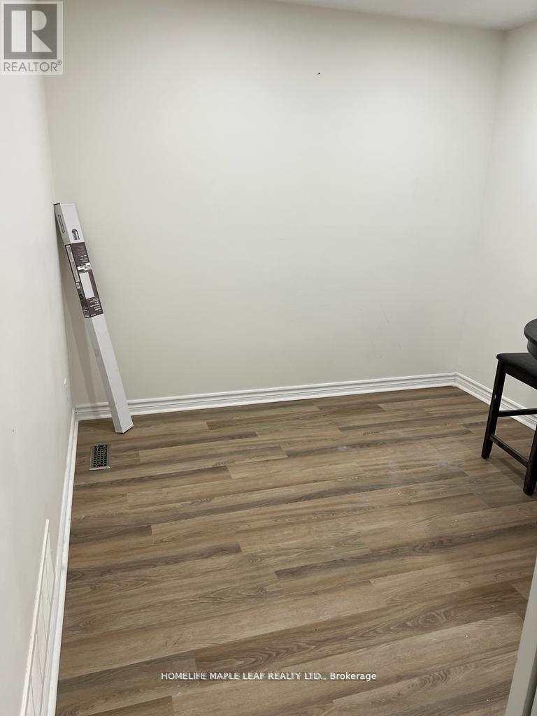 (Upper) - 28 Ladore Drive, Brampton, ON - Indoor Photo Showing Other Room