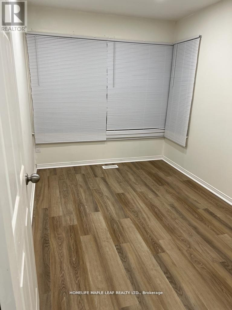 (Upper) - 28 Ladore Drive, Brampton, ON - Indoor Photo Showing Other Room