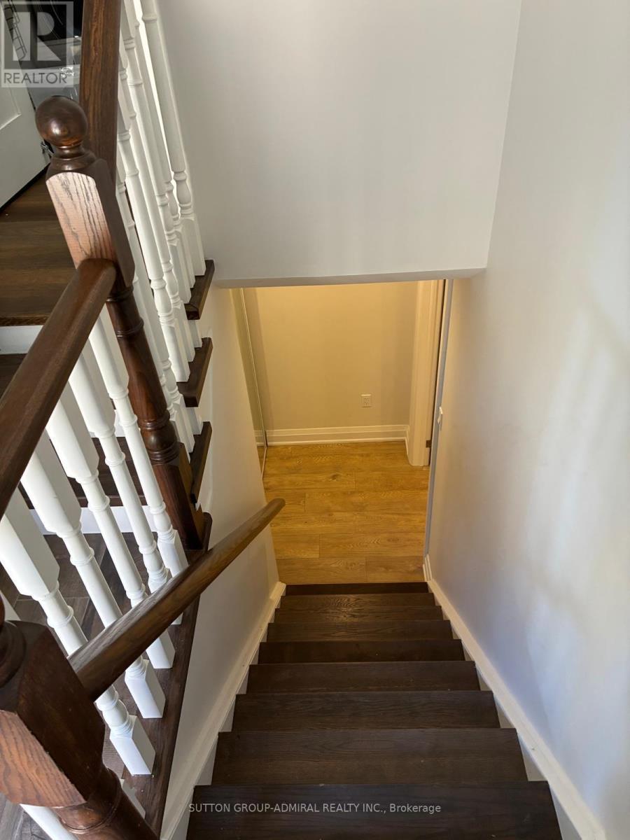 Lower - 32 Glenforest Drive, Vaughan, ON - Indoor Photo Showing Other Room