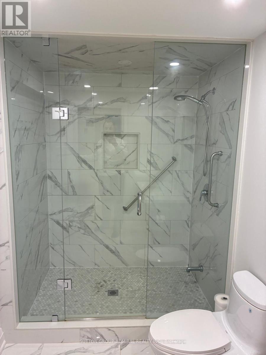 Lower - 32 Glenforest Drive, Vaughan, ON - Indoor Photo Showing Bathroom