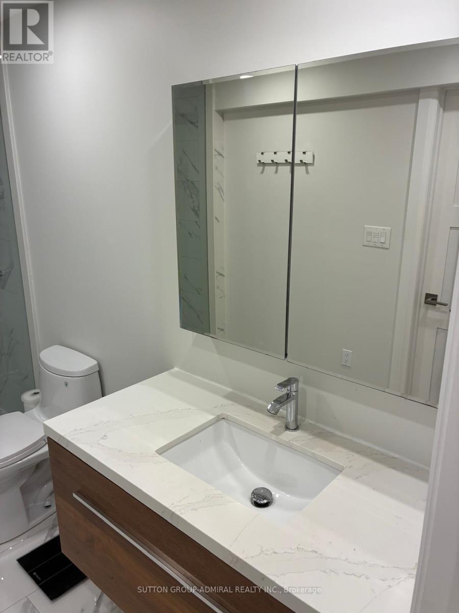 Lower - 32 Glenforest Drive, Vaughan, ON - Indoor Photo Showing Bathroom