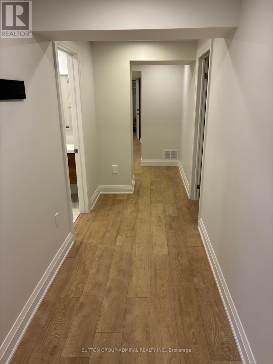 Lower - 32 Glenforest Drive, Vaughan, ON - Indoor Photo Showing Other Room