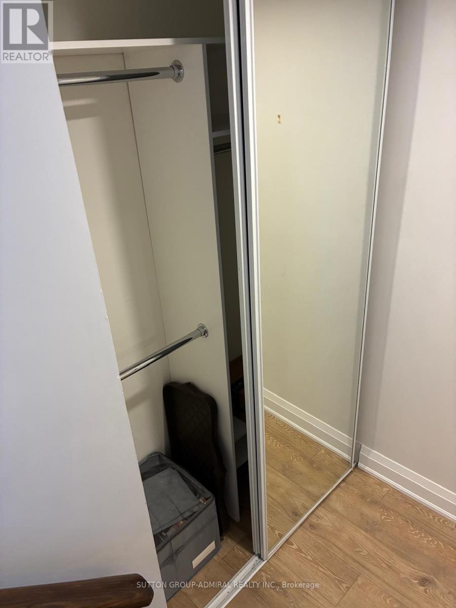 Lower - 32 Glenforest Drive, Vaughan, ON - Indoor Photo Showing Other Room