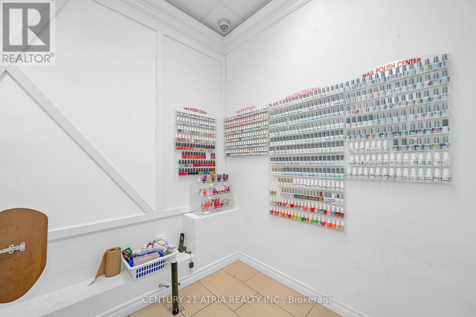 3047 Hurontario Street, Mississauga, ON