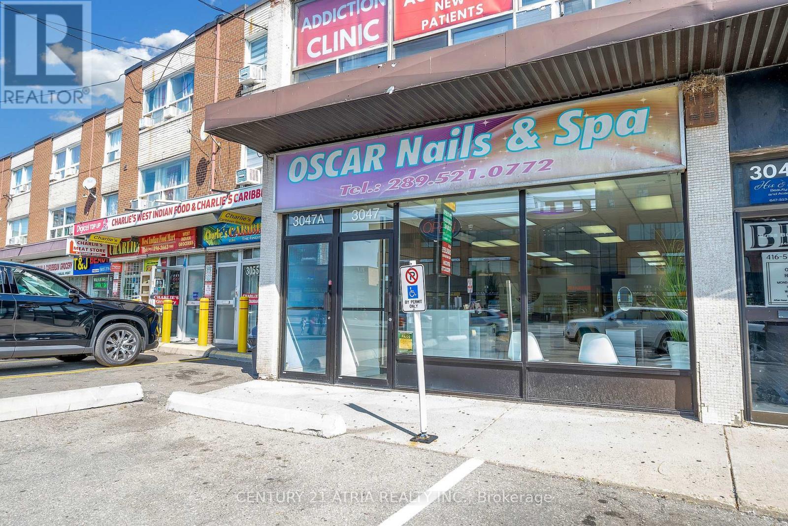 3047 Hurontario Street, Mississauga, ON