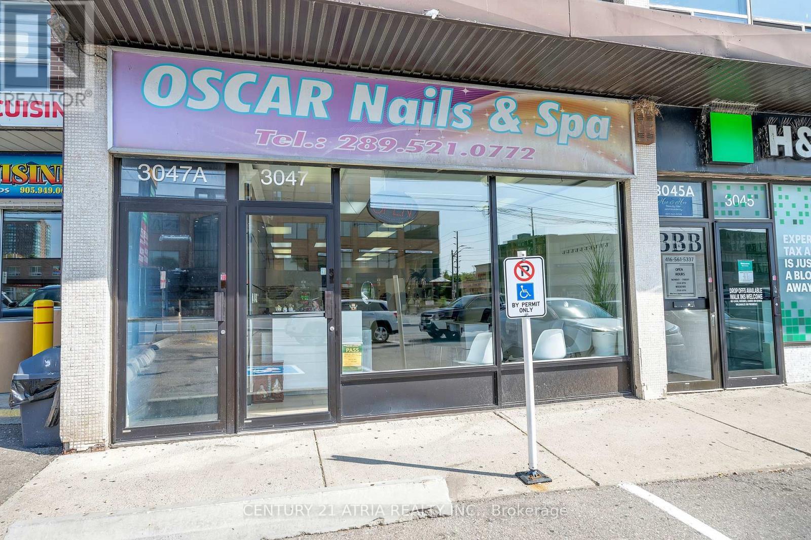 3047 Hurontario Street, Mississauga, ON