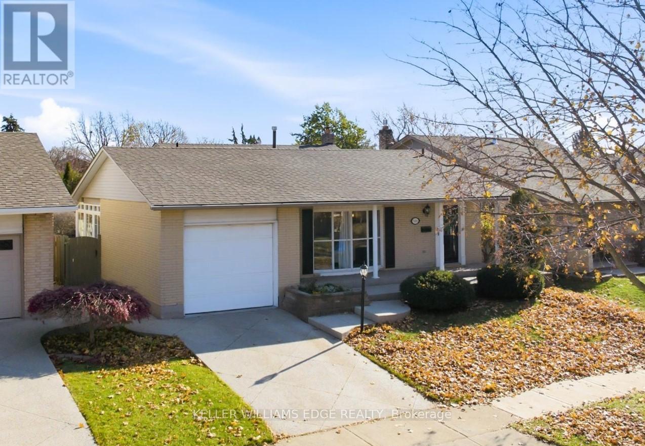 123 Athenia Drive, Hamilton, ON - Outdoor