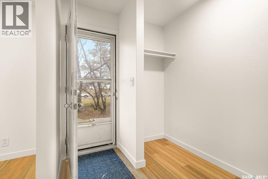 3914 Castle Road, Regina, SK - Indoor Photo Showing Other Room