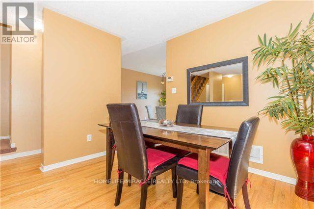 30 Lonestar Crescent, Brampton, ON - Indoor Photo Showing Dining Room
