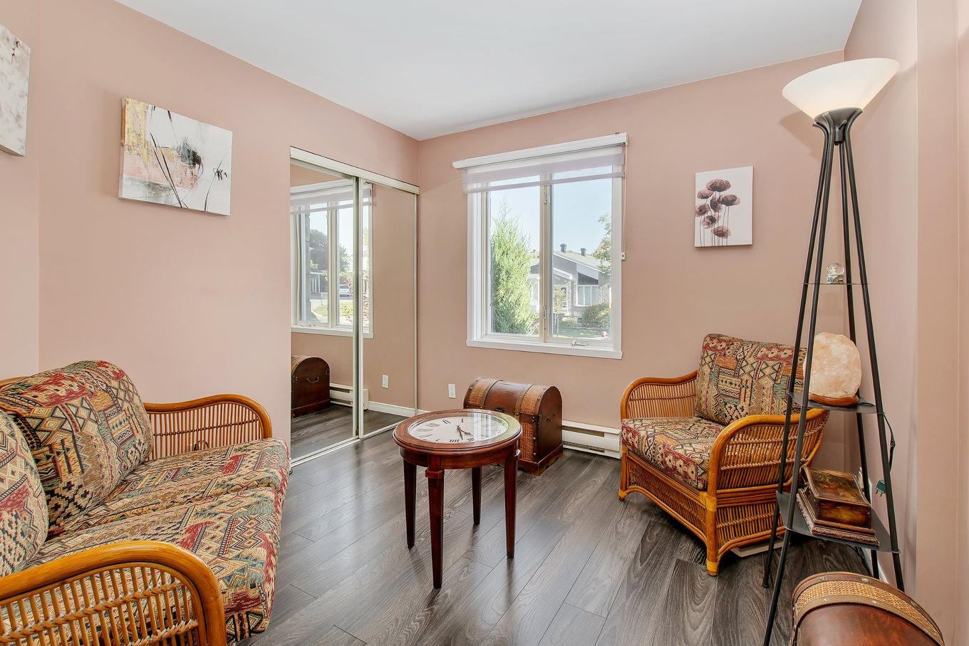 Chambre à coucher - 4220 Rue De Mauriac, Terrebonne (Terrebonne), QC - Indoor Photo Showing Living Room