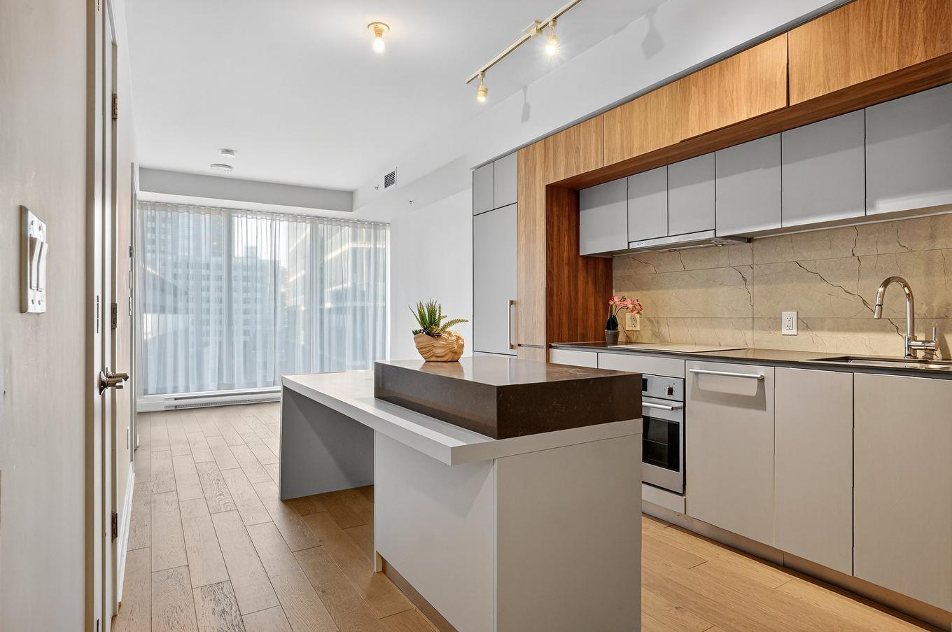 Cuisine - 1509-1188 Rue St-Antoine O., Montréal (Ville-Marie), QC - Indoor Photo Showing Kitchen