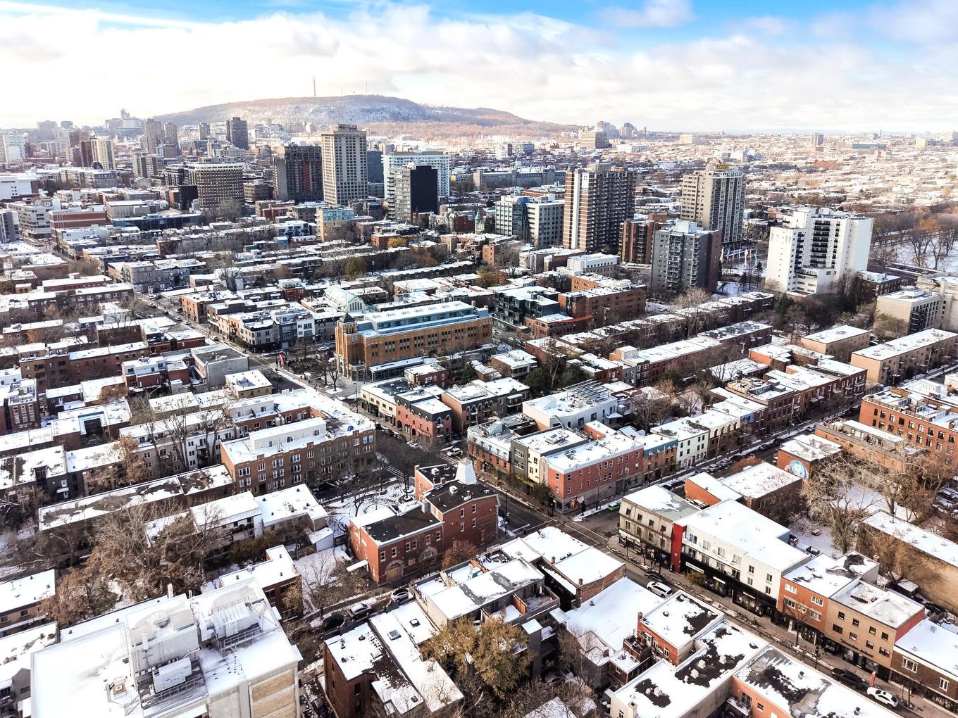 Aerial photo - 4-1919 Rue Beaudry, Montréal (Ville-Marie), QC - Outdoor With View