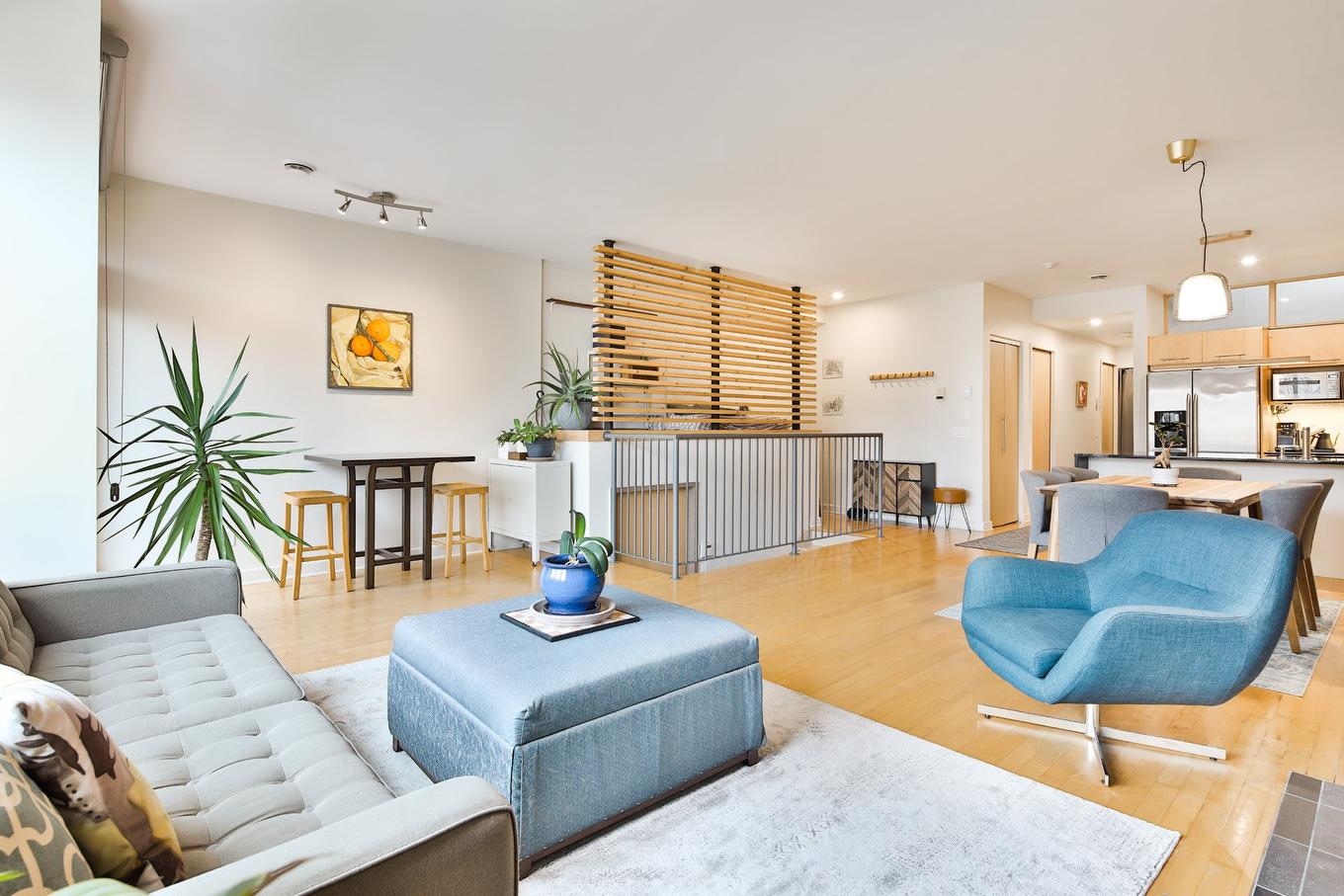 Living room - 4-1919 Rue Beaudry, Montréal (Ville-Marie), QC - Indoor Photo Showing Living Room