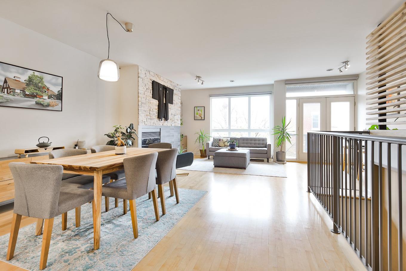 Overall view - 4-1919 Rue Beaudry, Montréal (Ville-Marie), QC - Indoor Photo Showing Dining Room