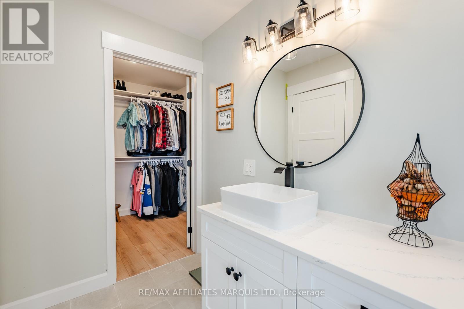 2 Meadow Lane, South Stormont, ON - Indoor