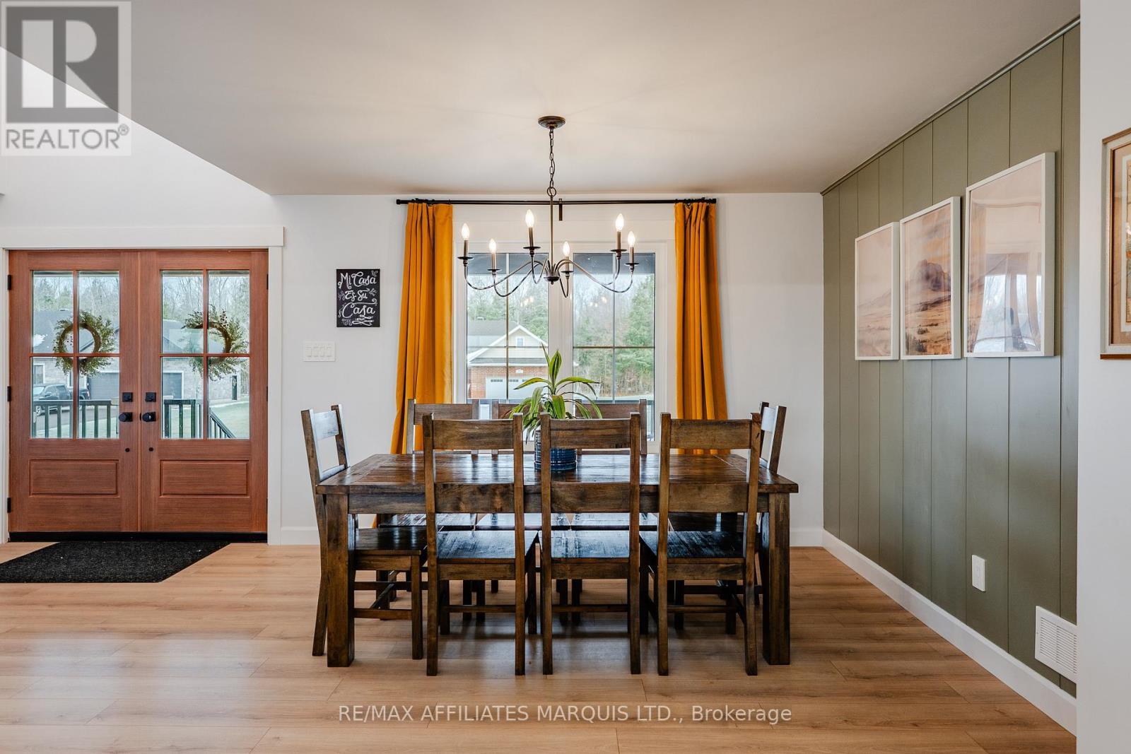 2 Meadow Lane, South Stormont, ON - Indoor Photo Showing Dining Room