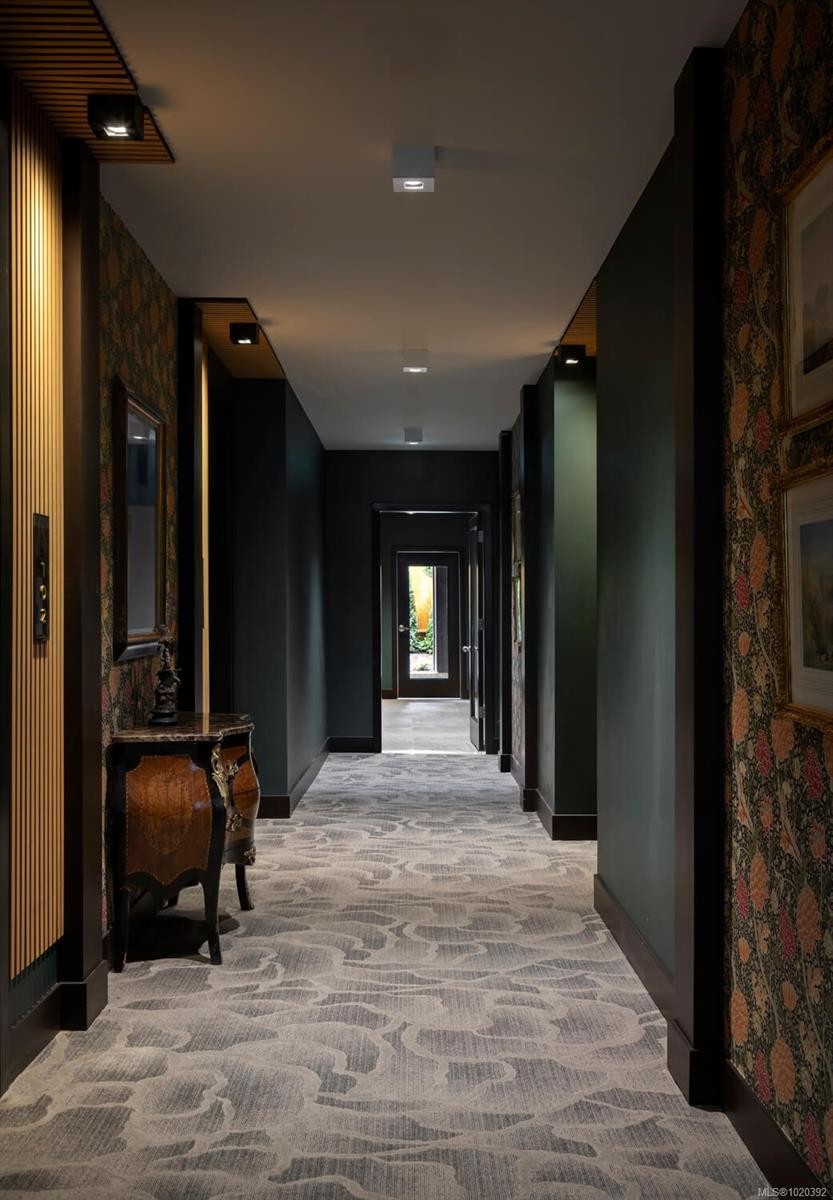 406-427 Lampson St, Esquimalt, BC - Indoor Photo Showing Other Room