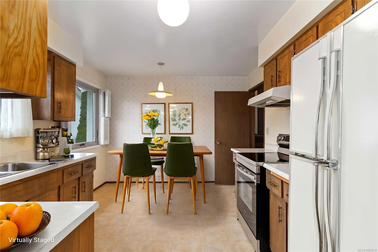 4251 Rossiter Dr, Saanich, BC