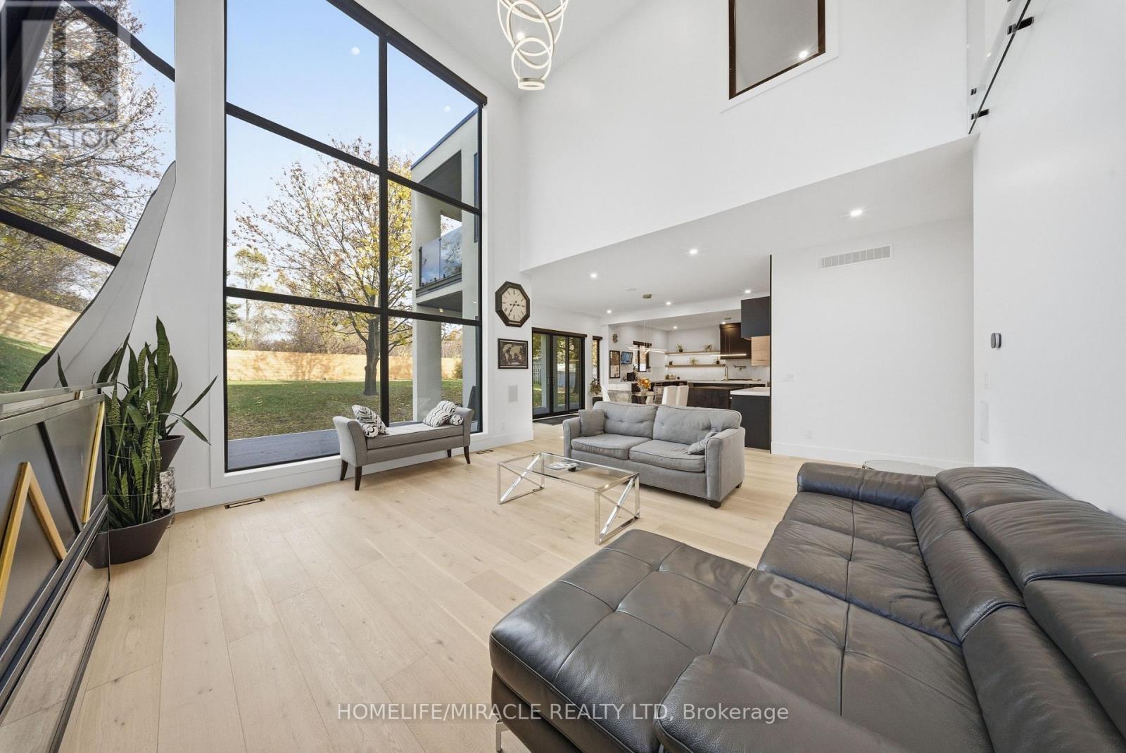 1653 Glenburnie Road, Mississauga, ON - Indoor