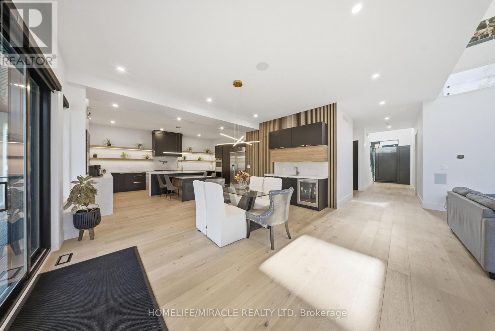 1653 Glenburnie Road, Mississauga, ON - Indoor