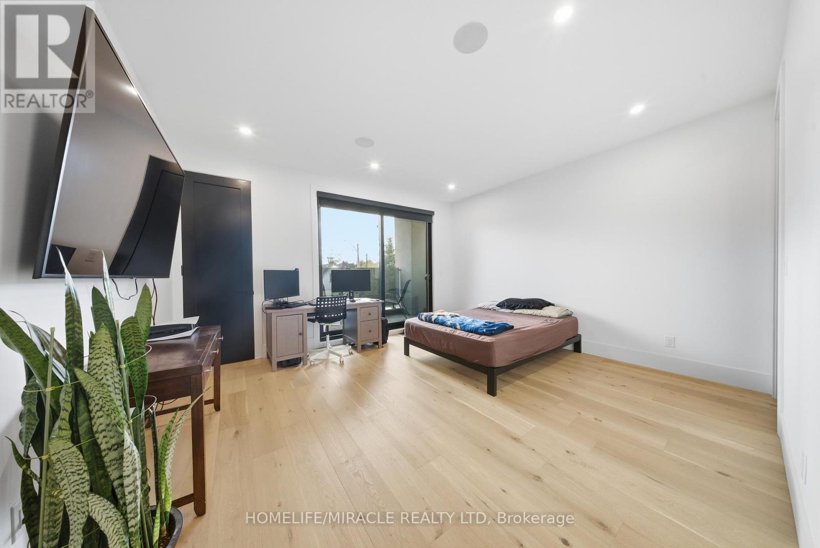 1653 Glenburnie Road, Mississauga, ON - Indoor