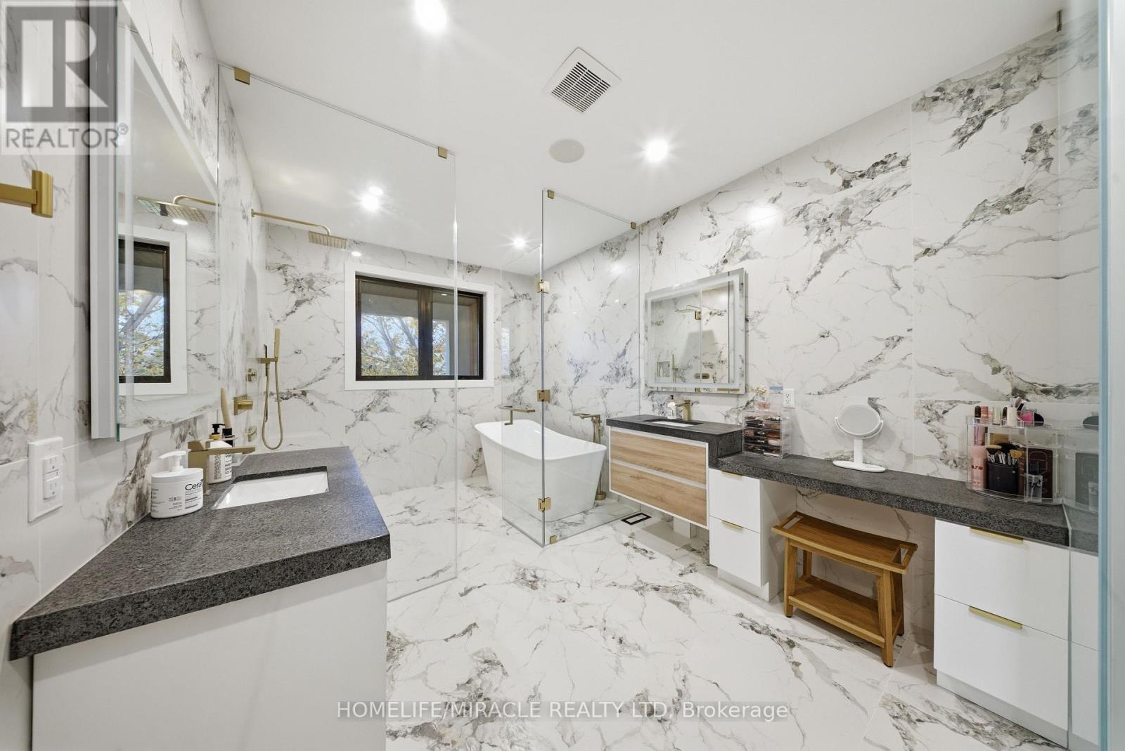 1653 Glenburnie Road, Mississauga, ON - Indoor