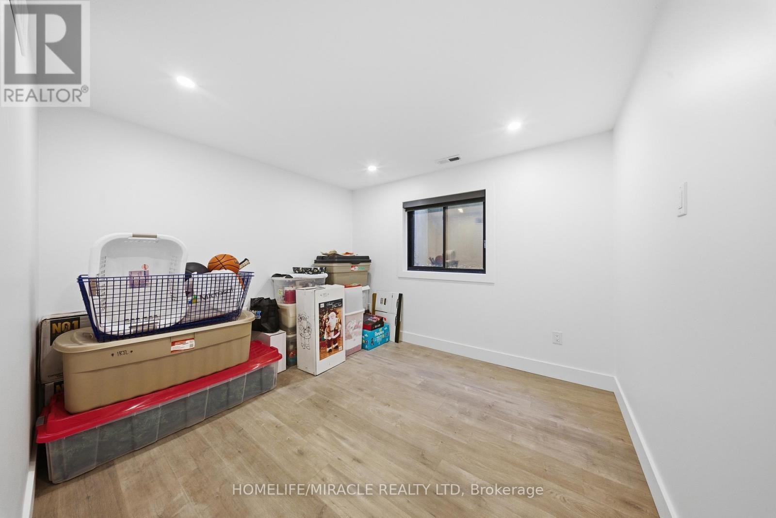 1653 Glenburnie Road, Mississauga, ON - Indoor Photo Showing Other Room