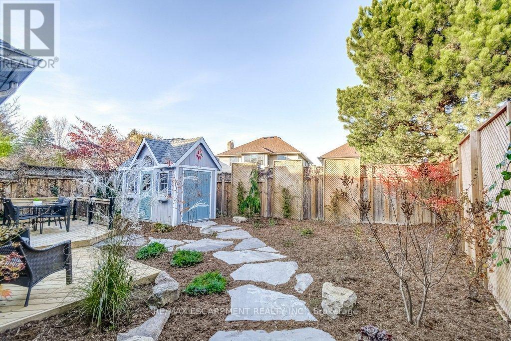 149 Charterhouse Crescent, Hamilton, ON - Outdoor