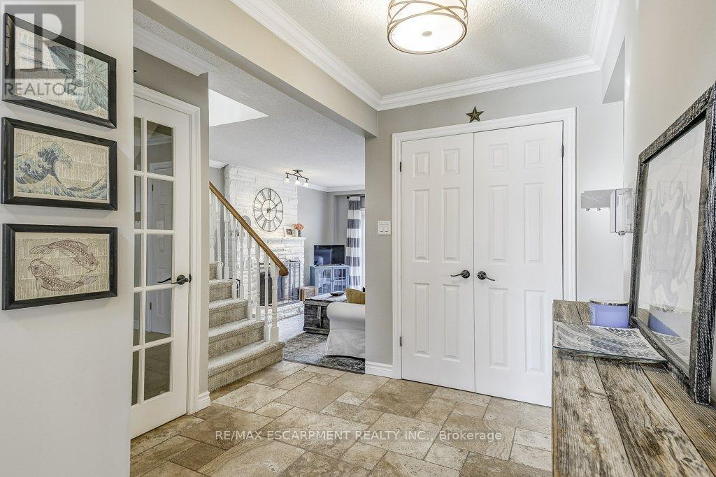 149 Charterhouse Crescent, Hamilton, ON - Indoor Photo Showing Other Room