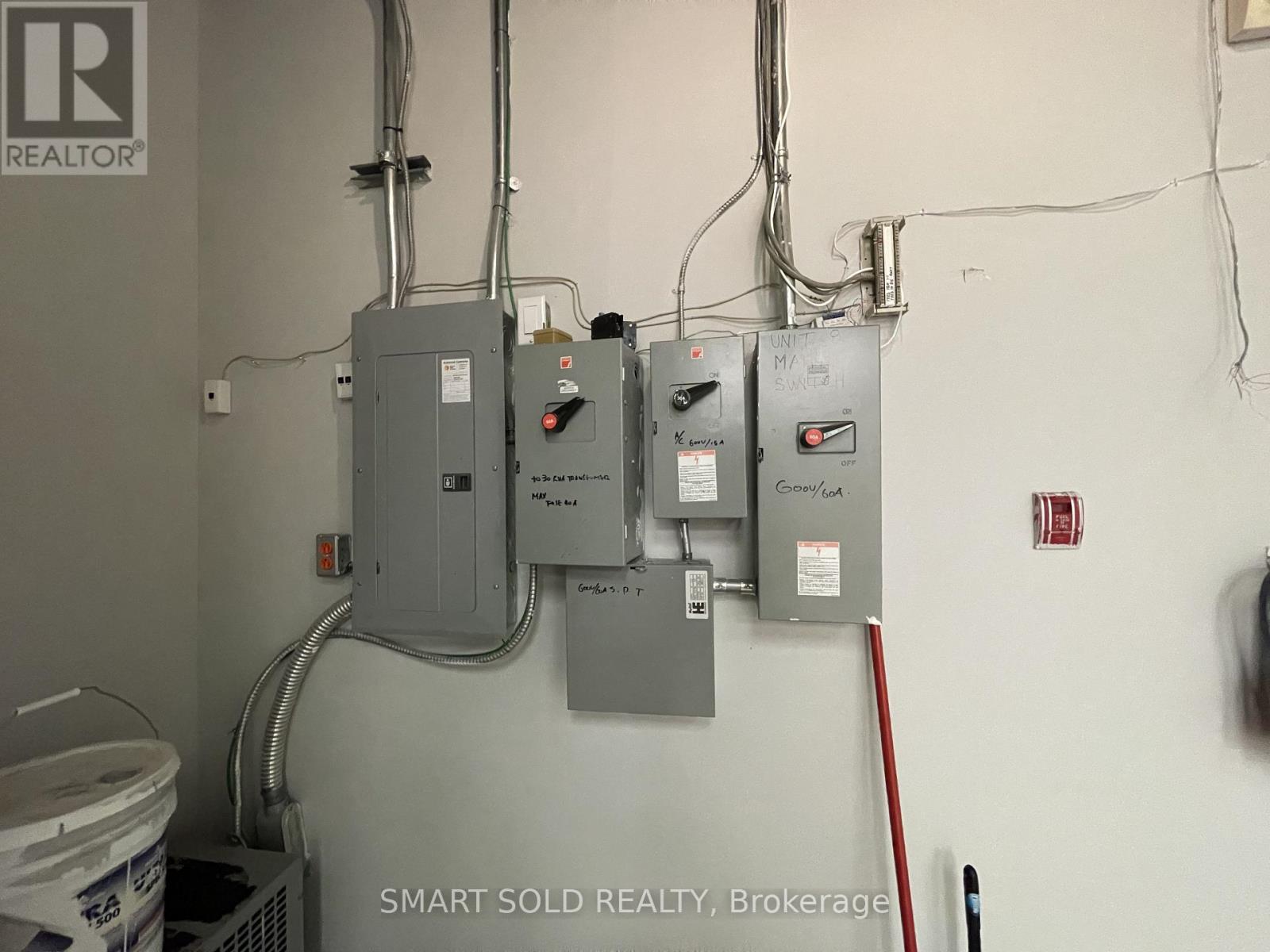 8 - 9631 Yonge Street, Richmond Hill, ON