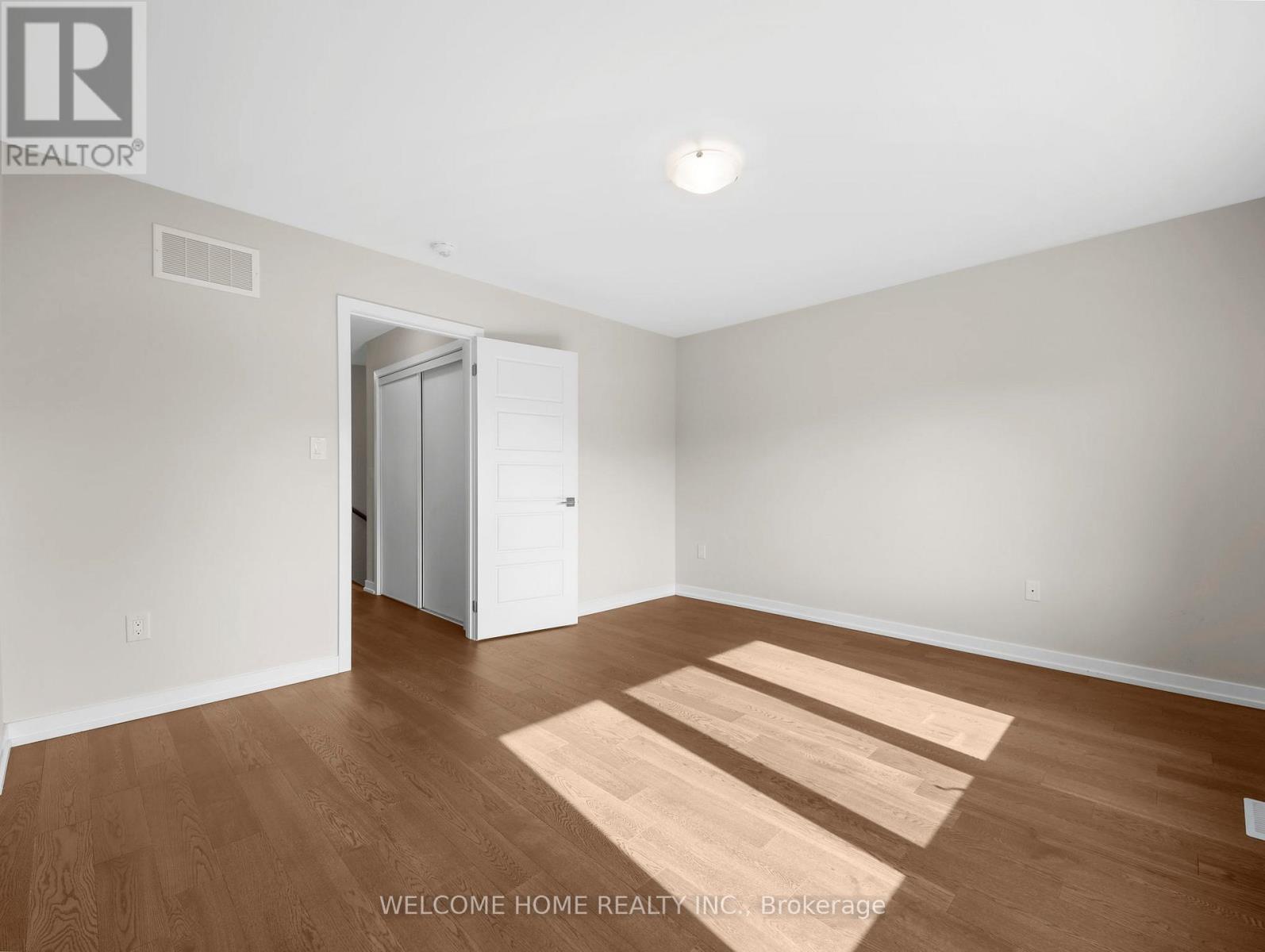 6 Sun Haven Lane, Thorold, ON - Indoor Photo Showing Other Room