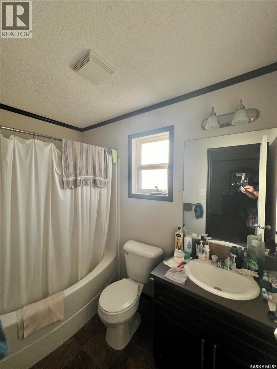 42 2Nd Street, Tompkins, SK