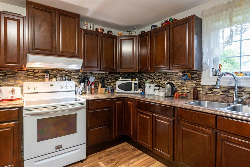 7 Hillcrest Avenue, Glenwood, NL