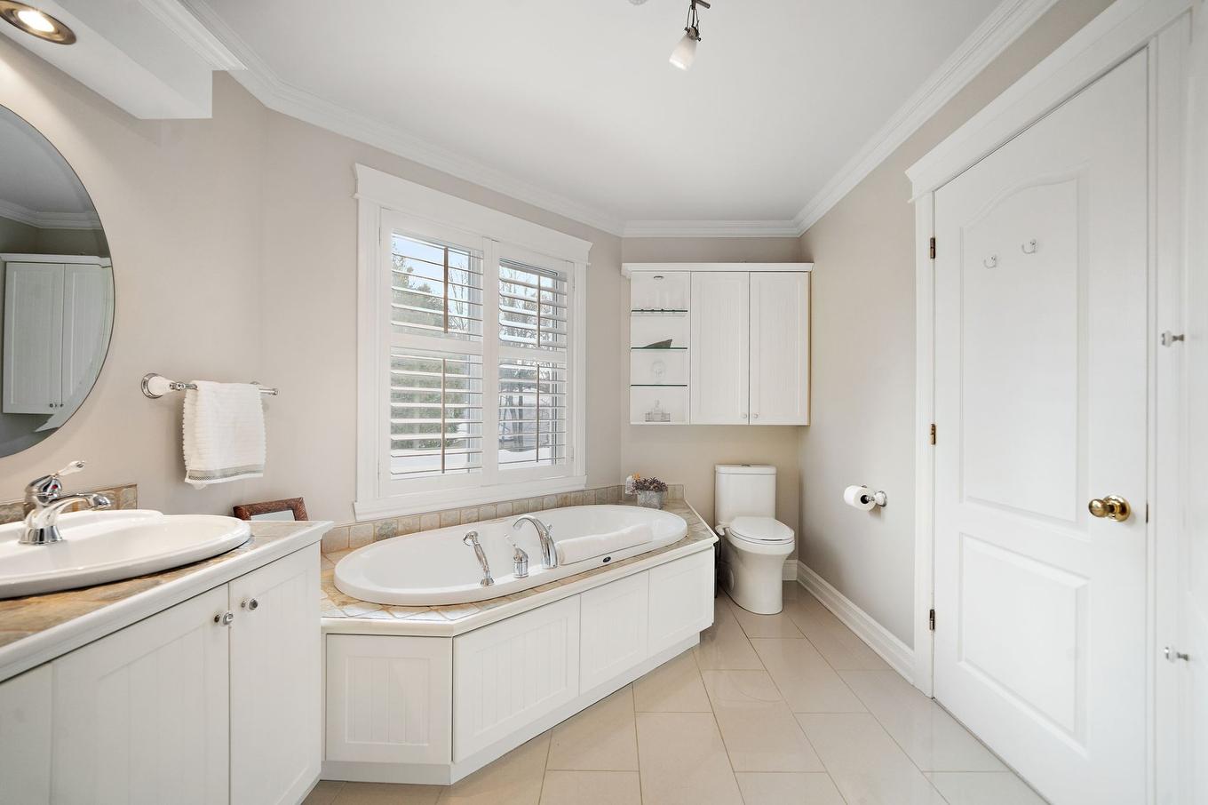 Salle de bains - 91 Rue Des Pistoles, Blainville, QC - Indoor Photo Showing Bathroom