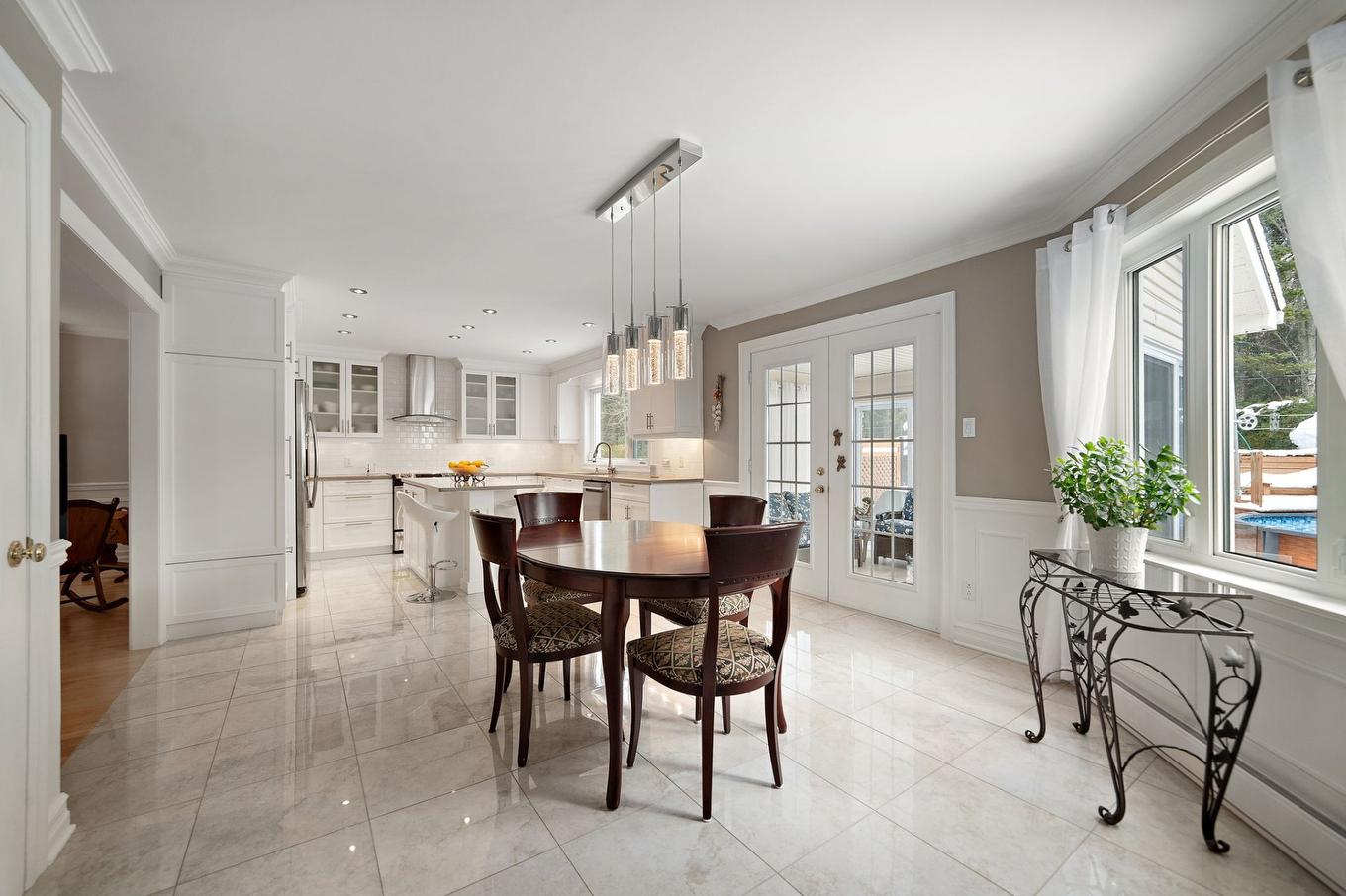 Salle à manger - 91 Rue Des Pistoles, Blainville, QC - Indoor Photo Showing Dining Room