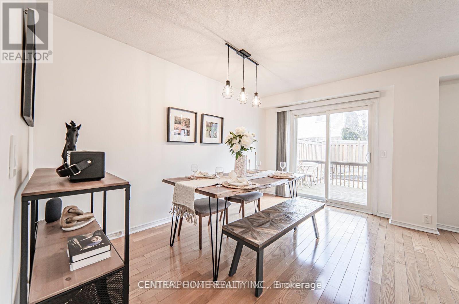 84 Raleigh Crescent, Markham, ON - Indoor Photo Showing Dining Room