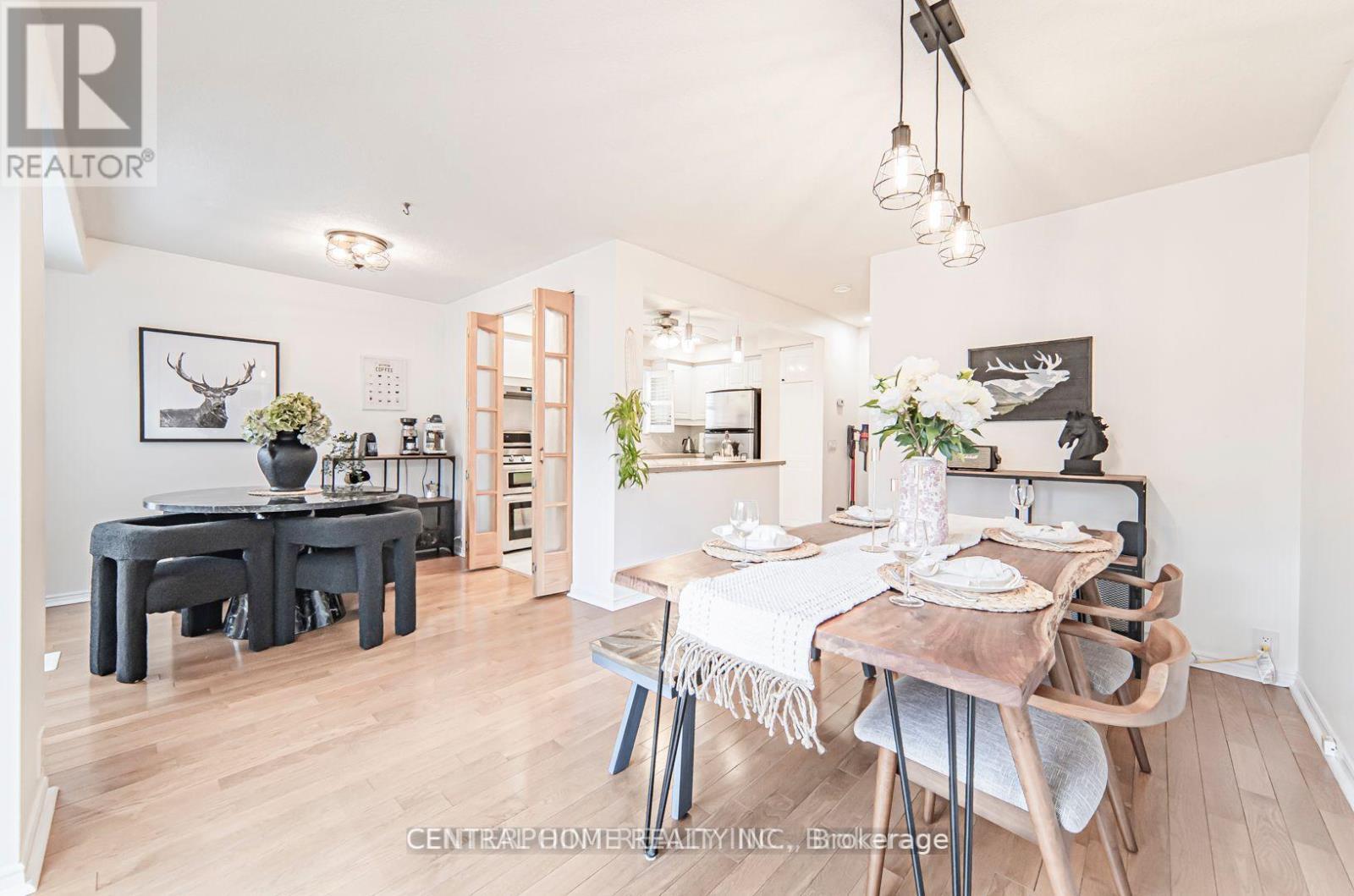 84 Raleigh Crescent, Markham, ON - Indoor Photo Showing Dining Room