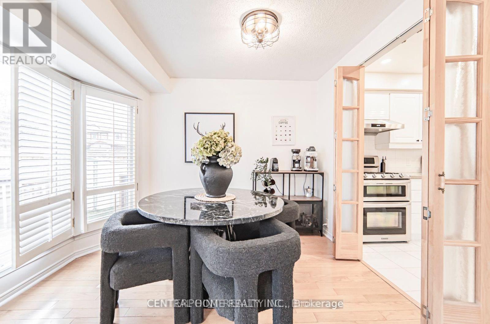 84 Raleigh Crescent, Markham, ON - Indoor Photo Showing Dining Room