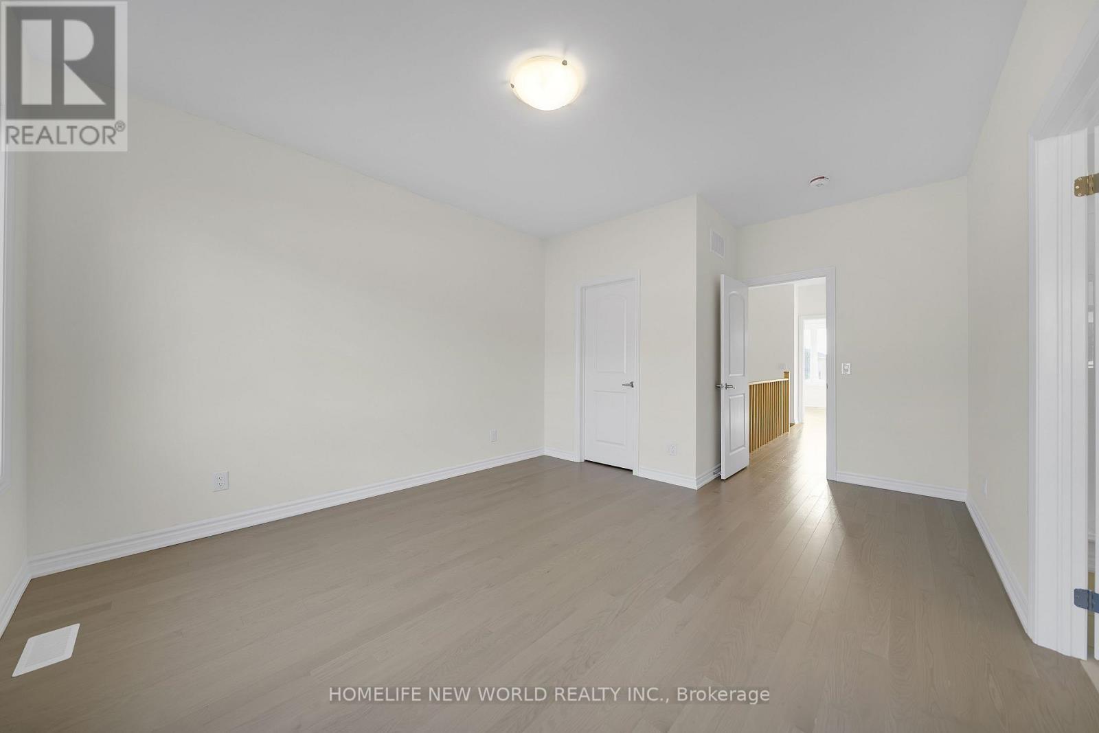 7 Harvey Bunker Crescent, Markham, ON - Indoor Photo Showing Other Room