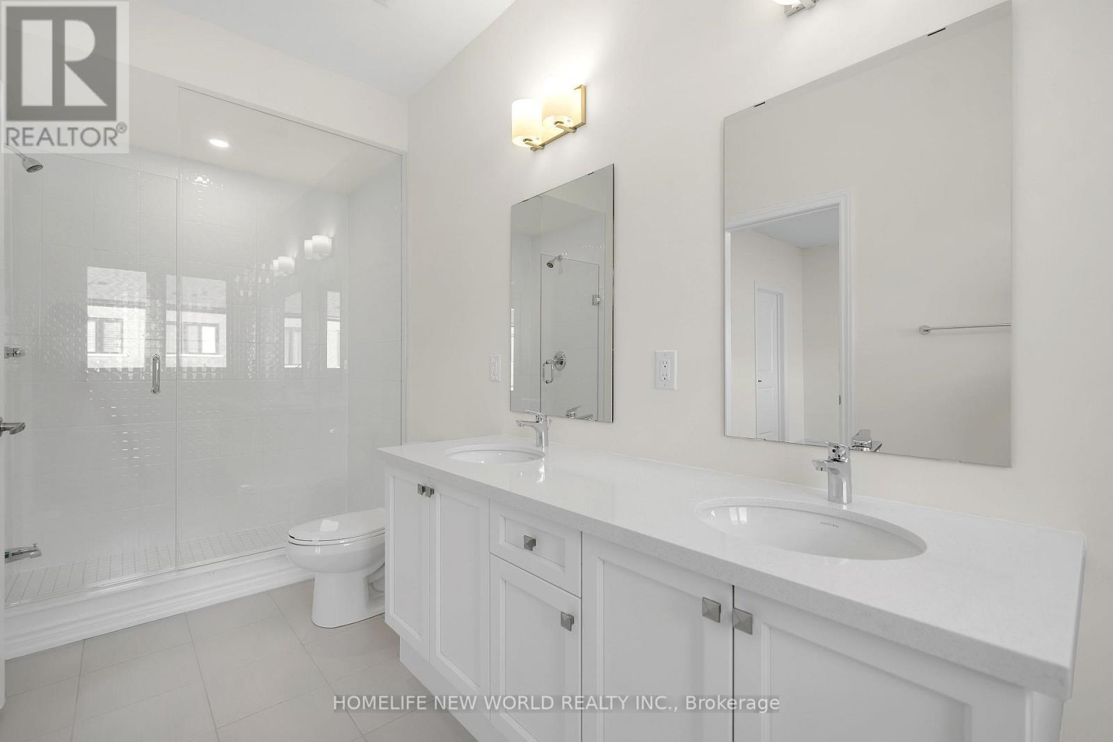 7 Harvey Bunker Crescent, Markham, ON - Indoor Photo Showing Bathroom