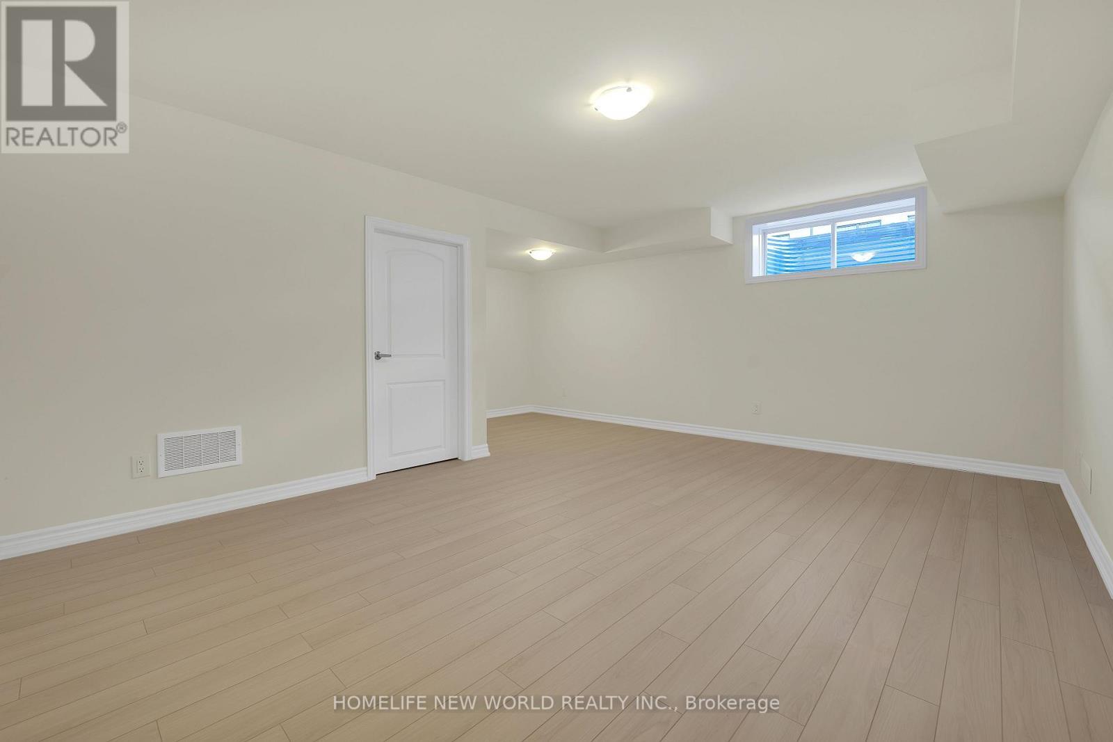 7 Harvey Bunker Crescent, Markham, ON - Indoor