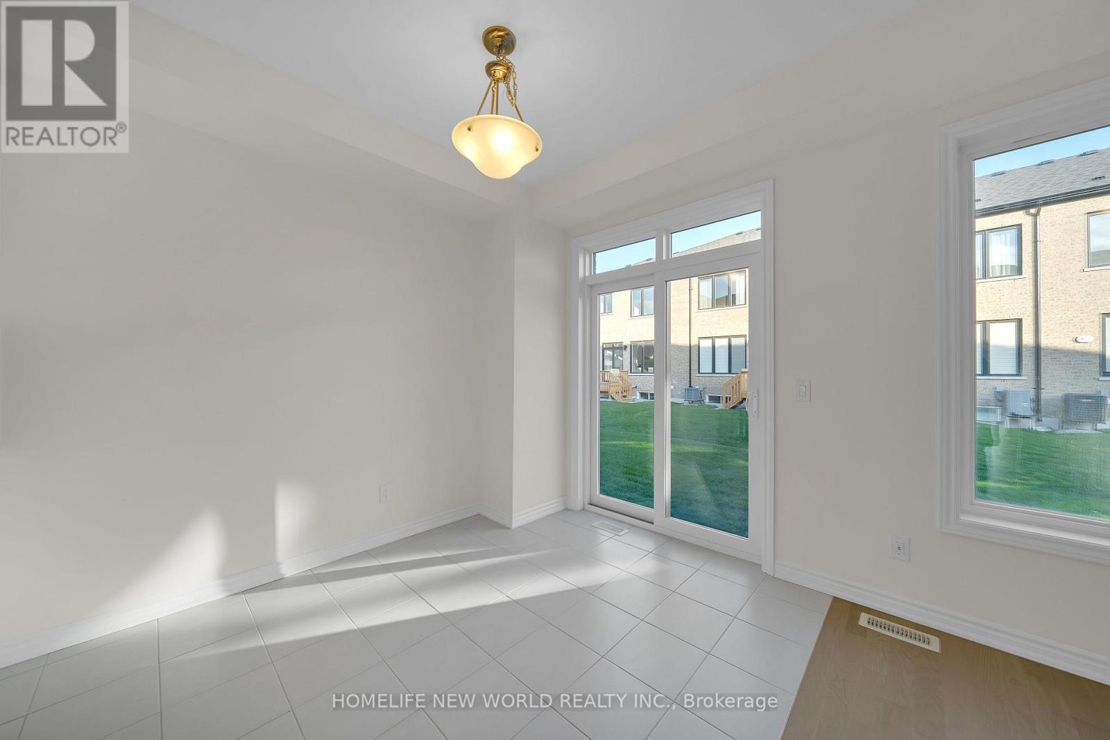 7 Harvey Bunker Crescent, Markham, ON - Indoor Photo Showing Other Room