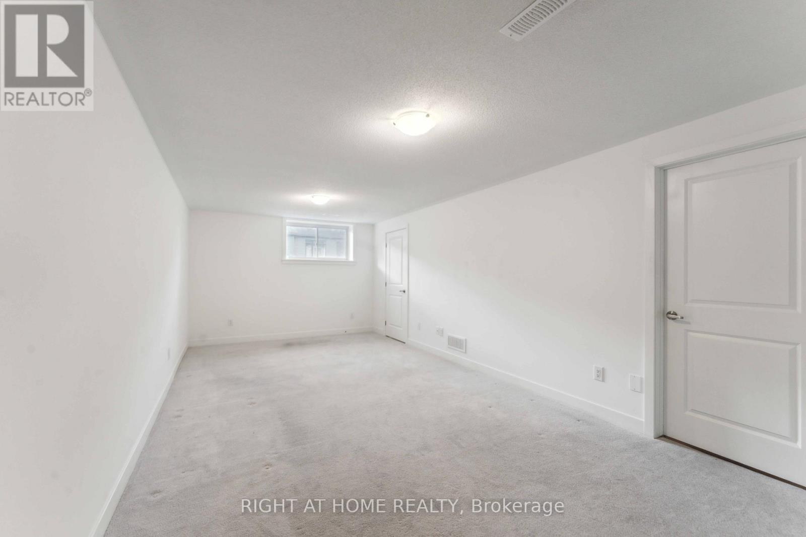 16 Nettle Crescent, Ottawa, ON - Indoor Photo Showing Other Room